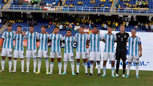 La Selección Argentina Sub 20 juega ante Colombia en busca de la clasificación