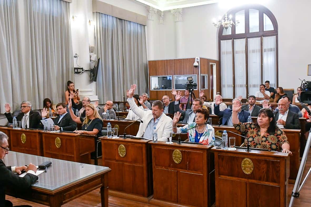 El Senado aprobó reforma del Código Fiscal y cambios en la Ley de Grados de la Orquesta Sinfónica