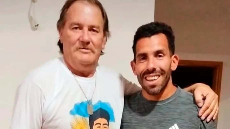 El conmovedor gesto de Carlos Tevez con la familia de Lucio Dupuy: «Mi nieto era fanático de él»
