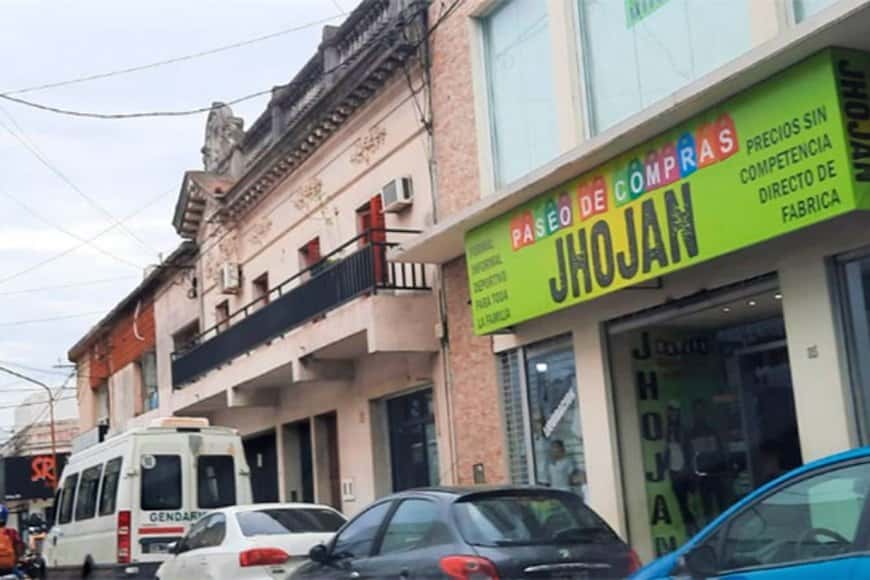 En ocho ciudades entrerrianas, allanaron comercios por venta de artículos con marcas falsificadas