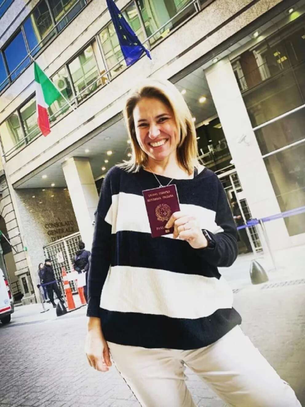 Fernanda Iglesias, con el pasaporte de la comunidad europea