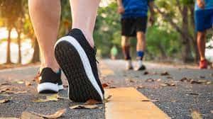 ¿Caminar rápido es suficiente para impactar positivamente la salud?