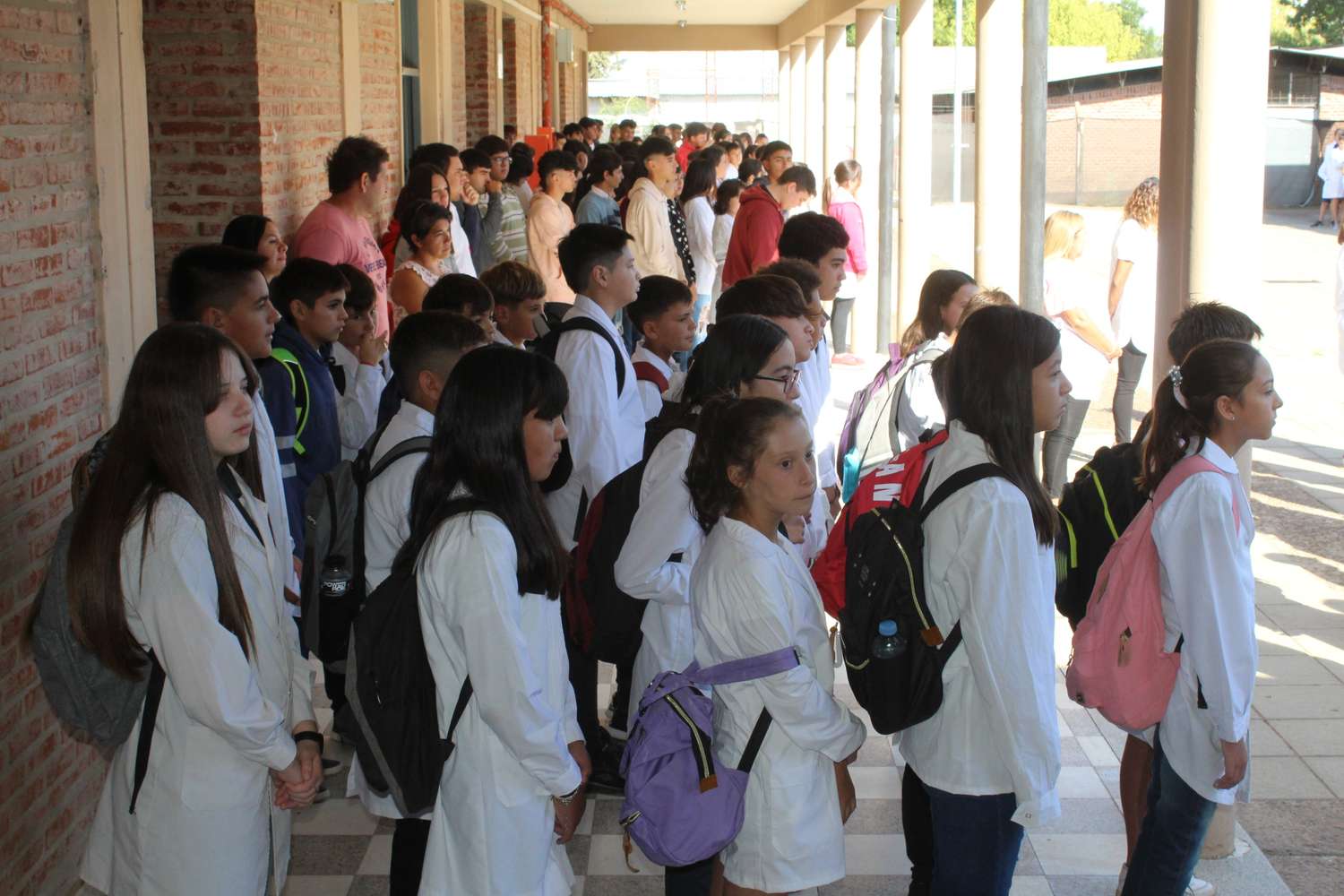 Más de 900 escuelas de Entre Ríos sumaron una hora de clase