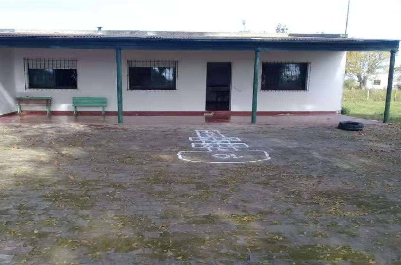 Fumigaron sobre una escuela en Gualeguay
