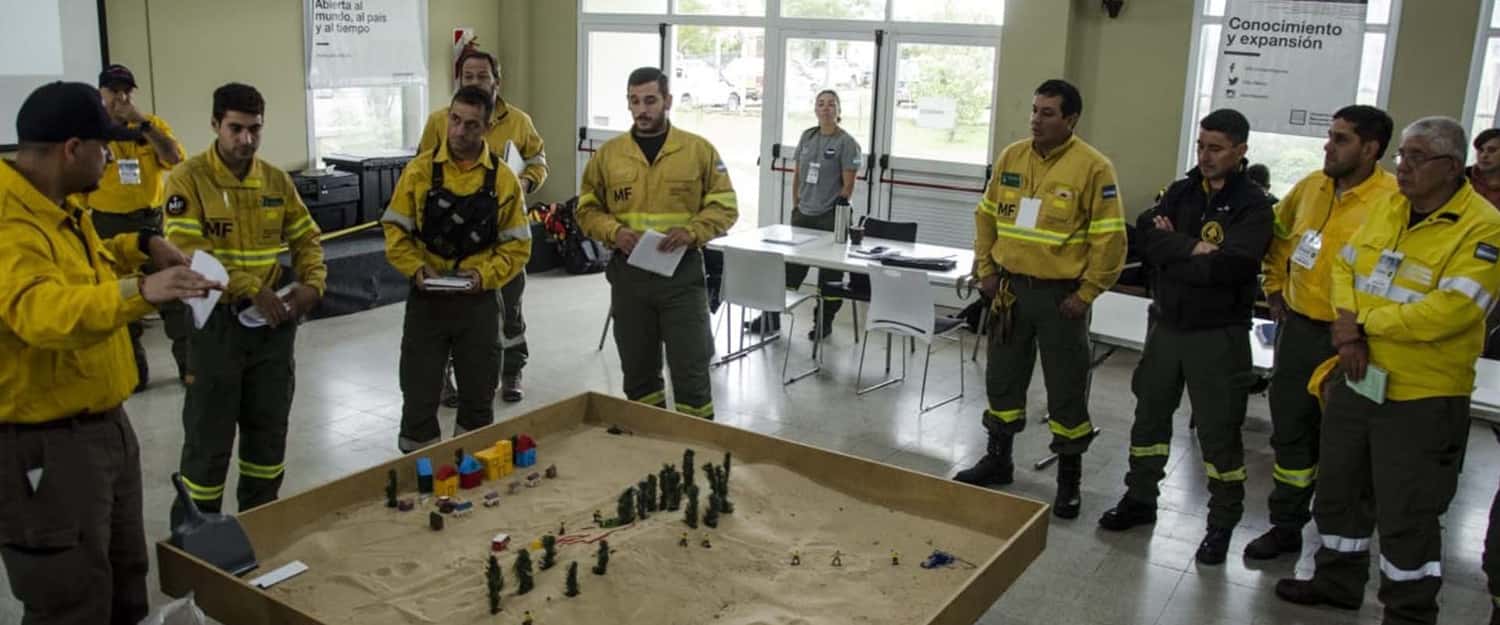 Brigadista entrerriano participó de capacitación internacional sobre liderazgo operacional en combate de incendios