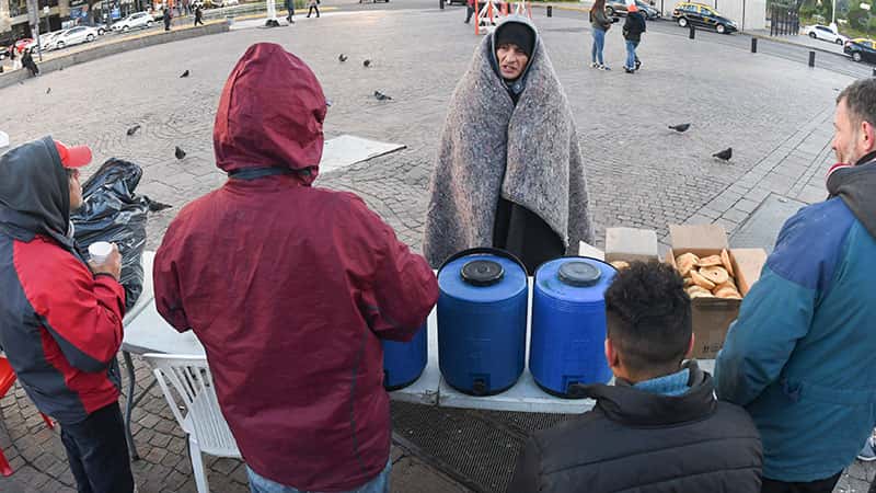 Ola de frío polar: murió un hombre en situación de calle en Buenos Aires