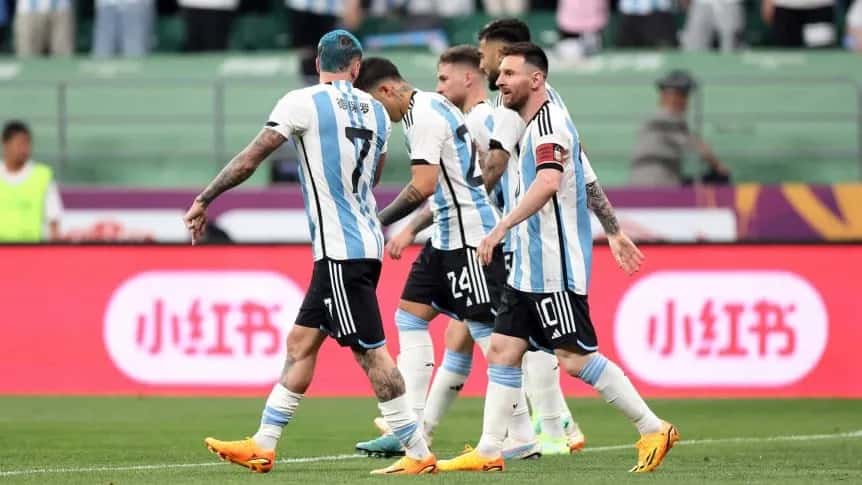 La Selección Argentina venció a Australia y comenzó la gira asiática con el pie derecho