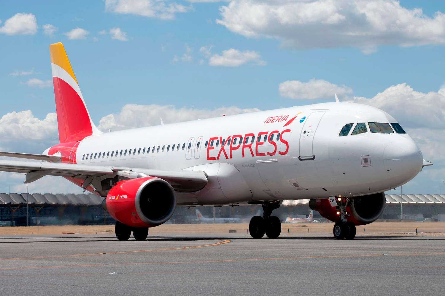 Conmoción en un vuelo de Barcelona a Ezeiza: murió una mujer que viajaba con su hija