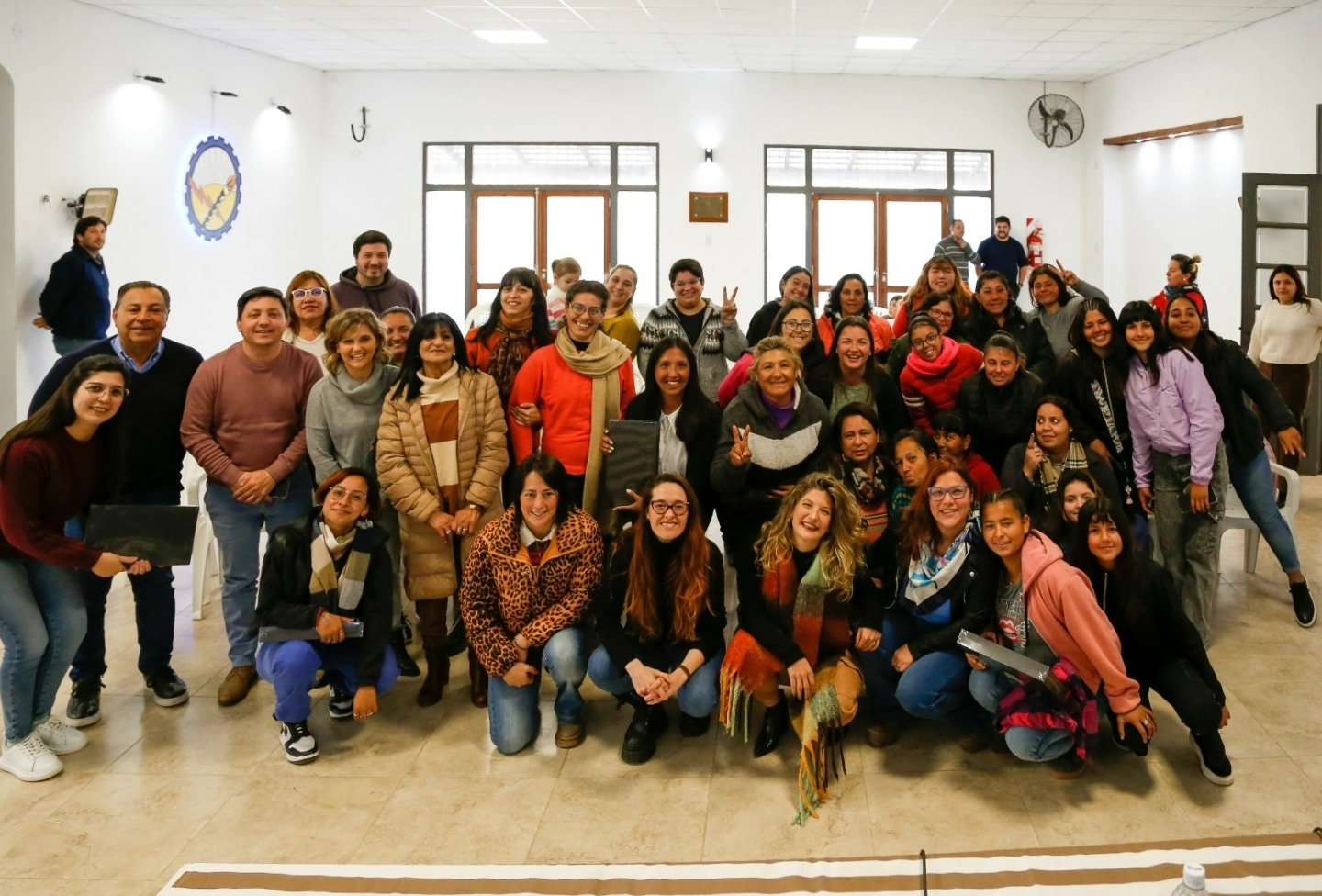 Gualeguay: Entregan tablets a 32 promotoras de género