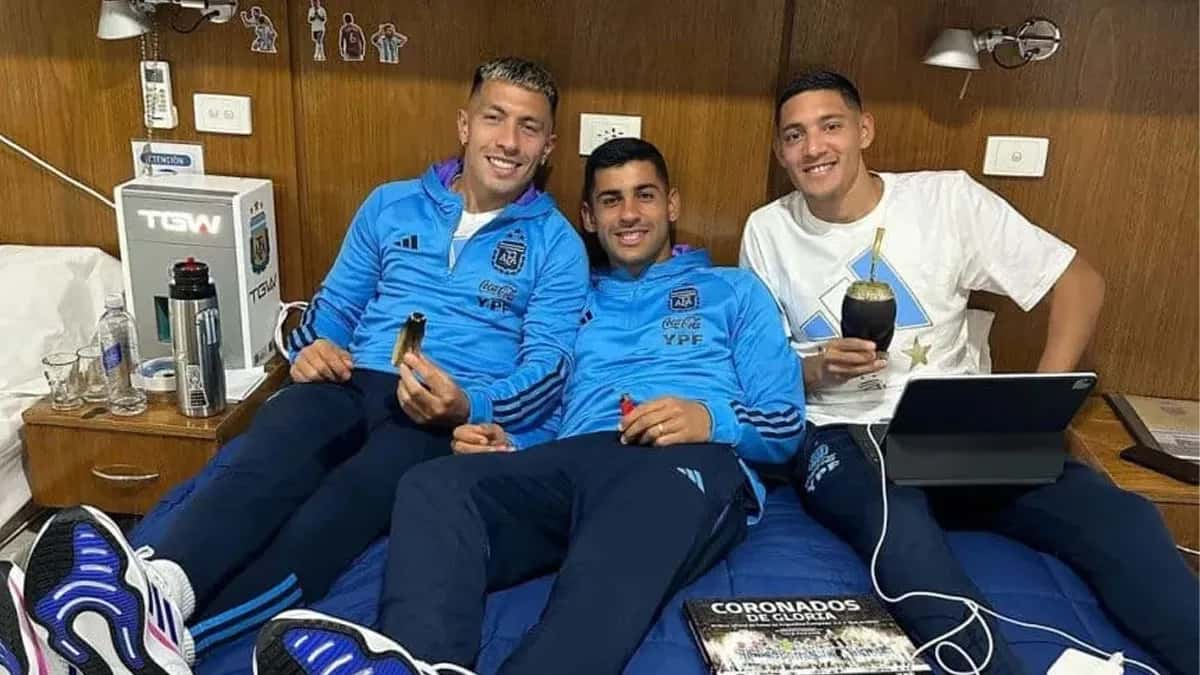 Los jugadores de la Selección Argentina que se quedaron afuera del banco de suplentes ante Ecuador