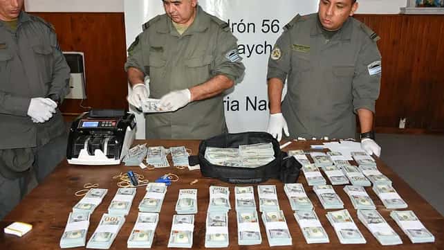 Ceibas: Gendarmería incautó más de medio millón de dólares