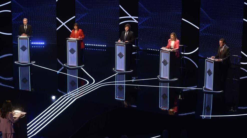 Chicanas, risas y gestos de incomodidad: así se vivió el segundo debate presidencial