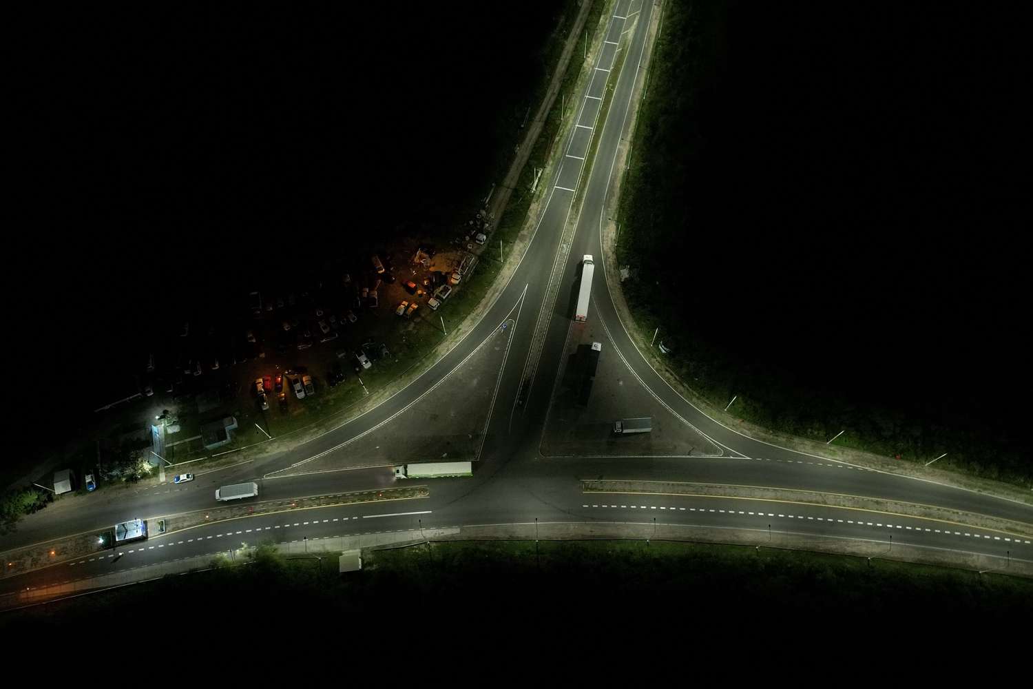 Gualeguay: el cruce de ruta nacional 12 y ruta provincial 16 fue iluminado con tecnología LED