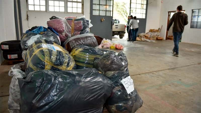 Aduana Gualeguaychú donó frazadas, indumentaria y calzados para los evacuados
