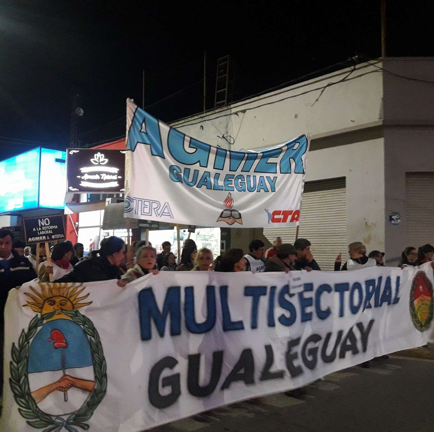 Multisectorial Gualeguay: “No al avance sobre los derechos del pueblo. No al DNU ni a la ley Ómnibus”