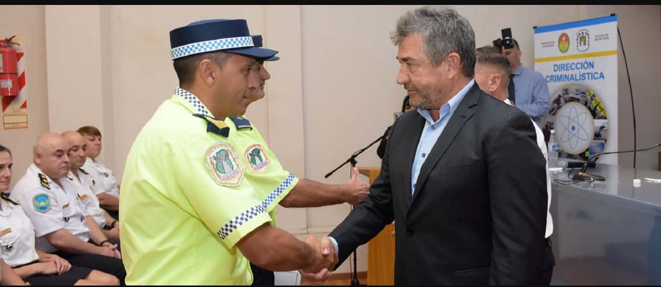 Reconocimiento al personal destacado de la Policía de Entre Ríos