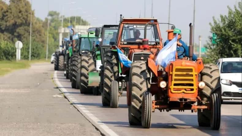 Amenazan con un tractorazo a la "francesa" hacia la Ciudad de Buenos Aires
