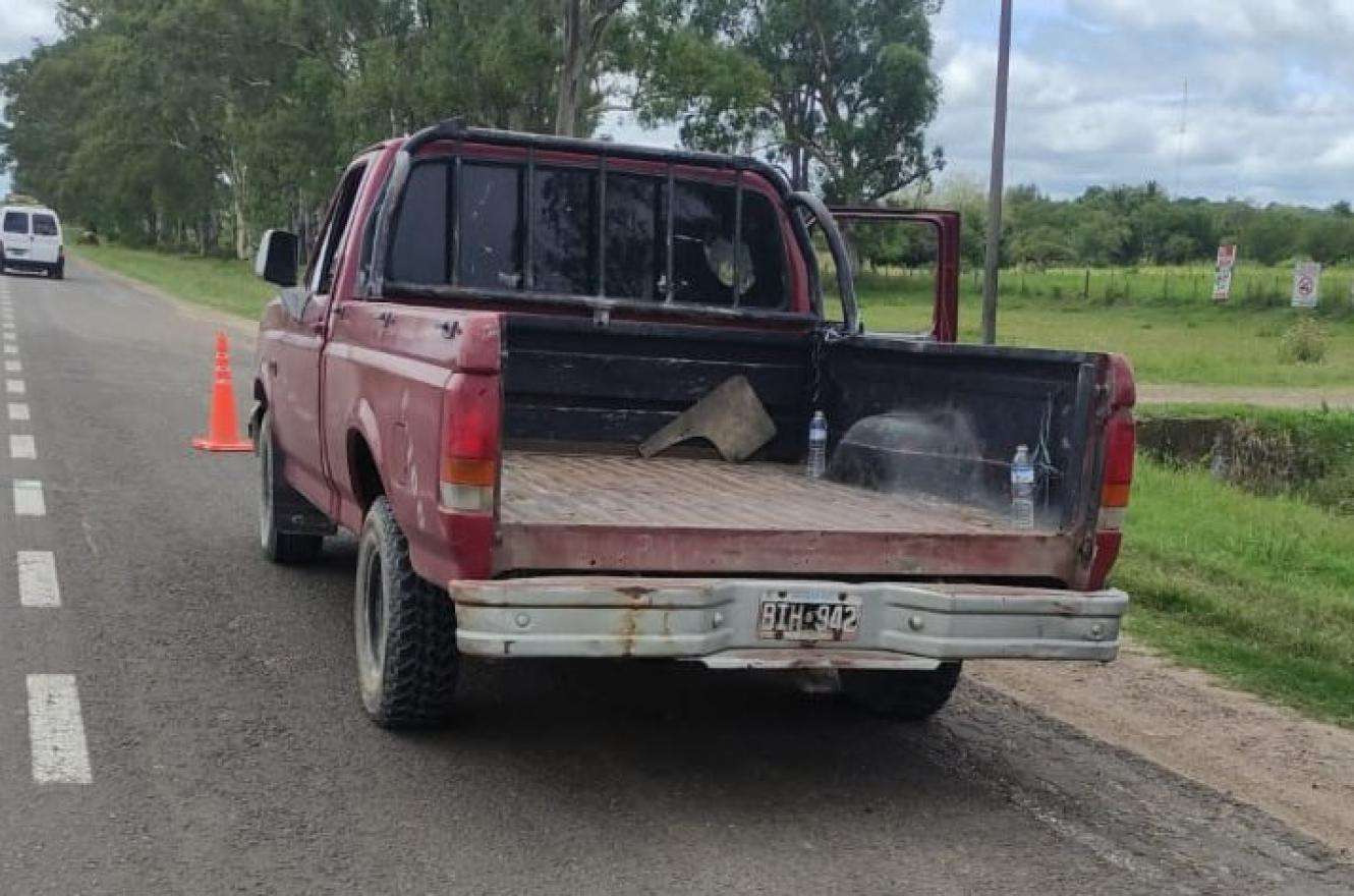 Tragedia en Entre Ríos: un niño murió en la ruta al caer de una camioneta