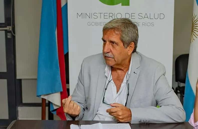El ministro de Salud, Guillermo Grieve, tiene dengue