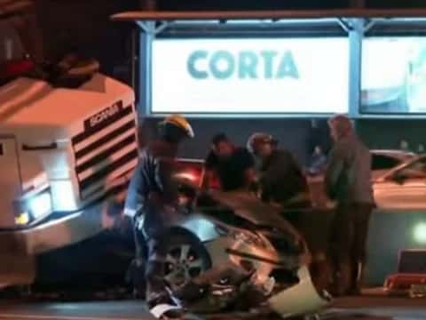 Trágico accidente en la Panamericana: al menos tres muertos al desprenderse el contenedor de un camión