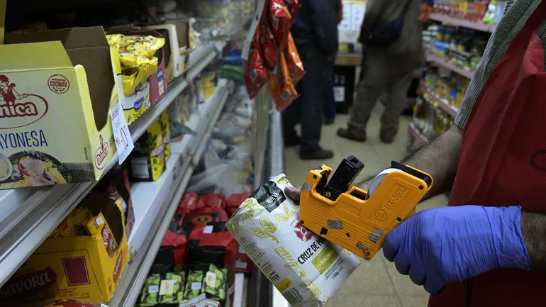 La inflación de abril fue de 2,6% y acumuló 32,4% en los últimos doce meses