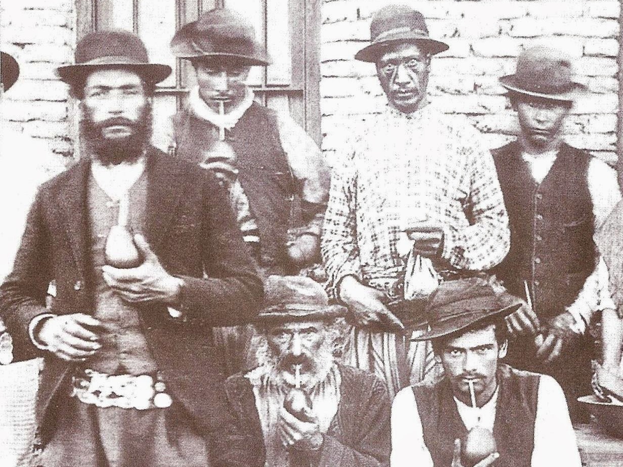 Sombras en el olvido: El indio Pasqual y los Wright murieron en verano