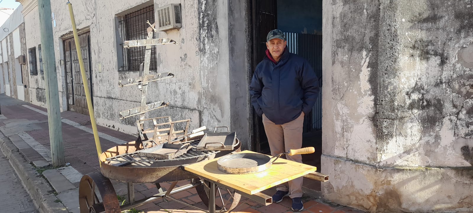 Entre el fuego y el hierro: el trabajo artesanal de Conrado Sturzenegger en Gualeguay