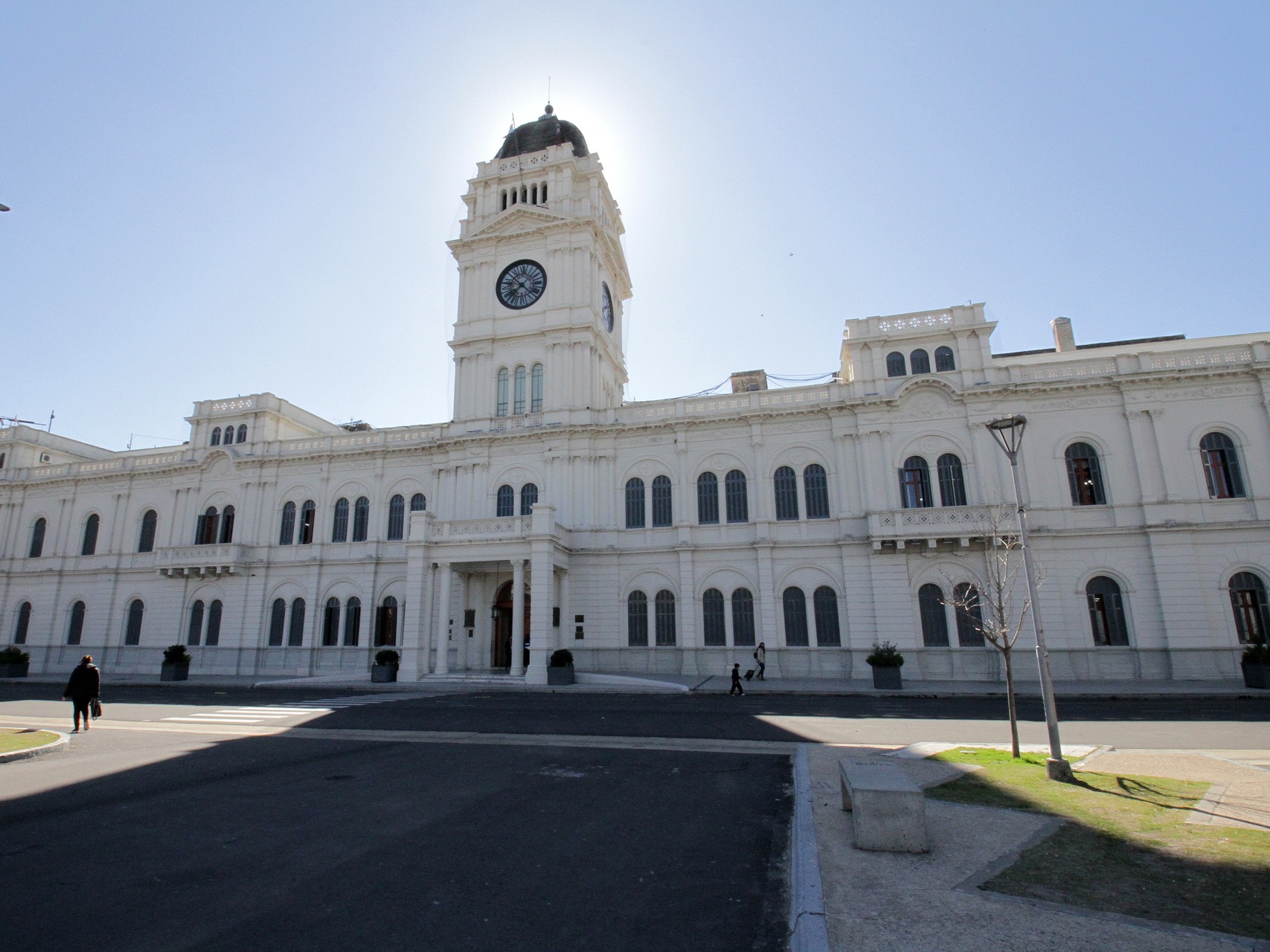 El aguinaldo para los estatales entrerrianos se pagará en los primeros días de julio, después de los sueldos de junio