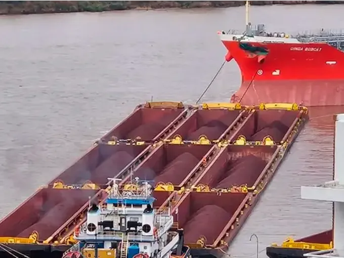 "Pudo ser una tragedia": un choque entre embarcaciones en el Paraná puso en alerta al sector naval