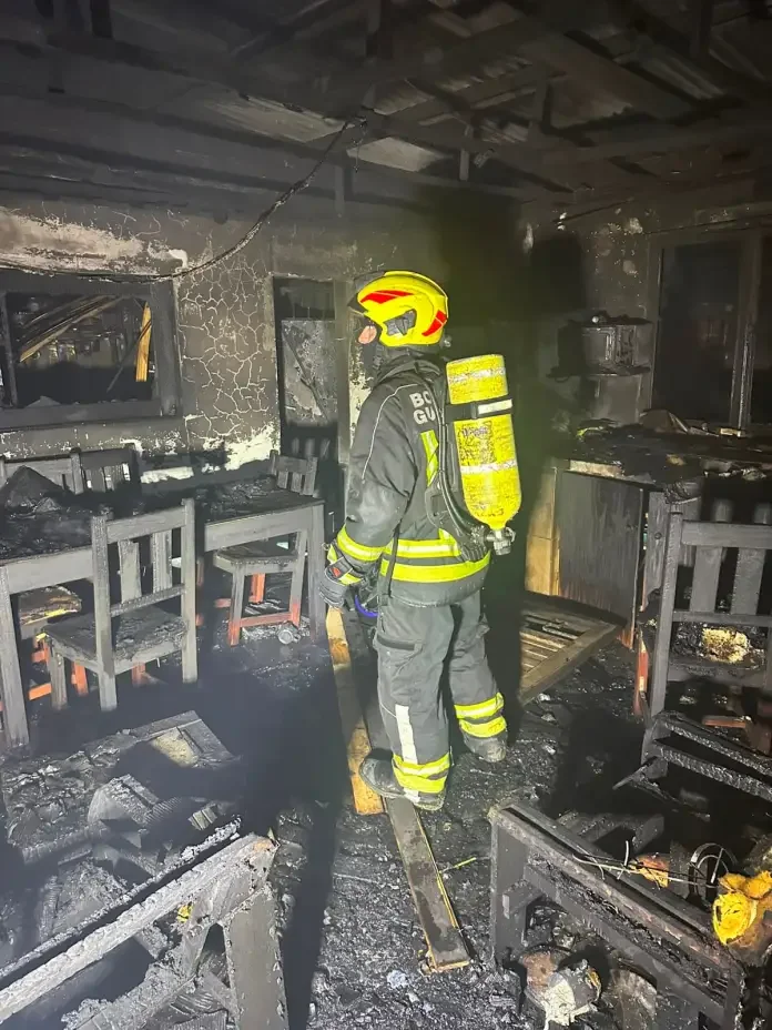 Voraz incendio en una vivienda del barrio Minuán