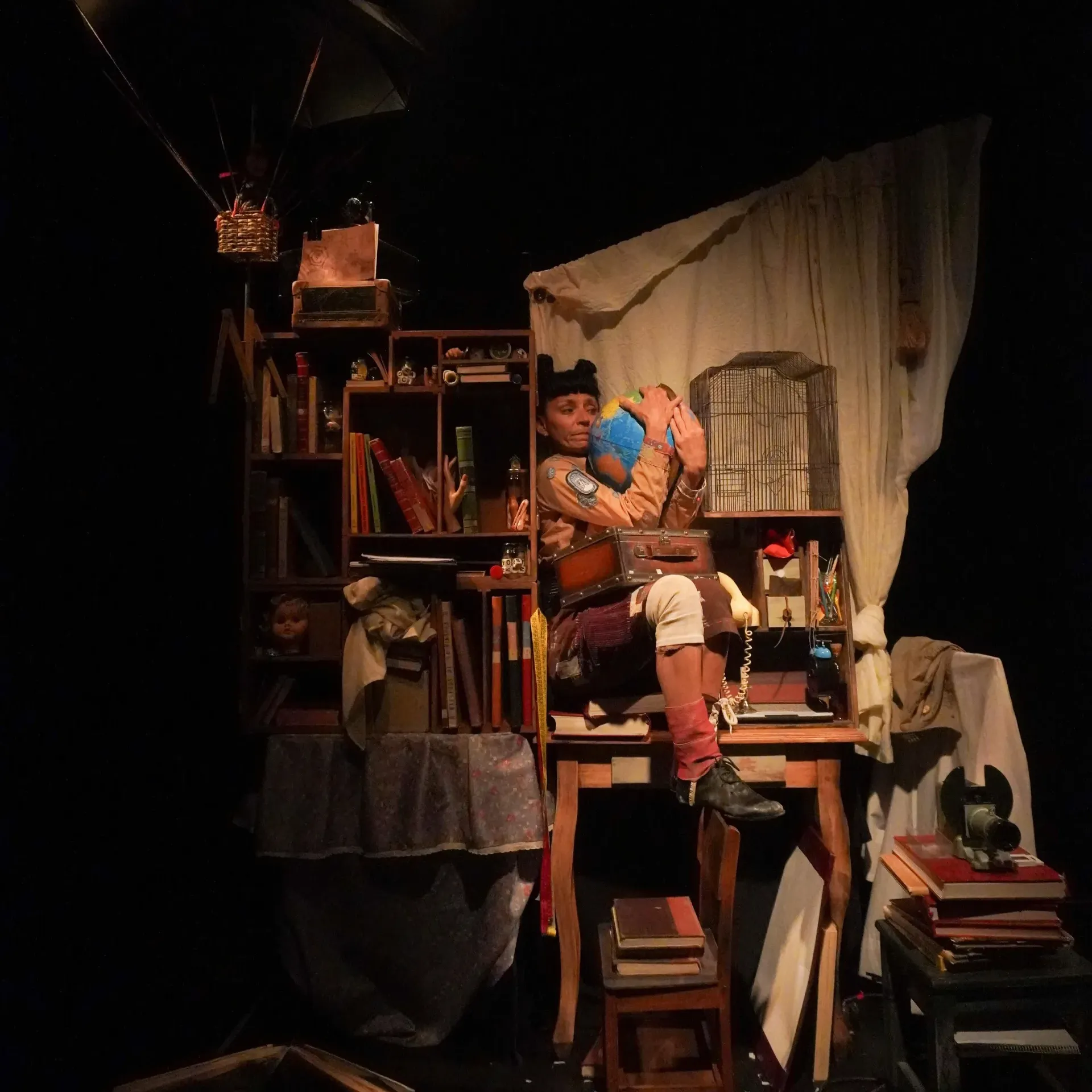 Noche de teatro en Liebre de Marzo: se presenta LAS SOÑADORAS, otra historia de la ciencia