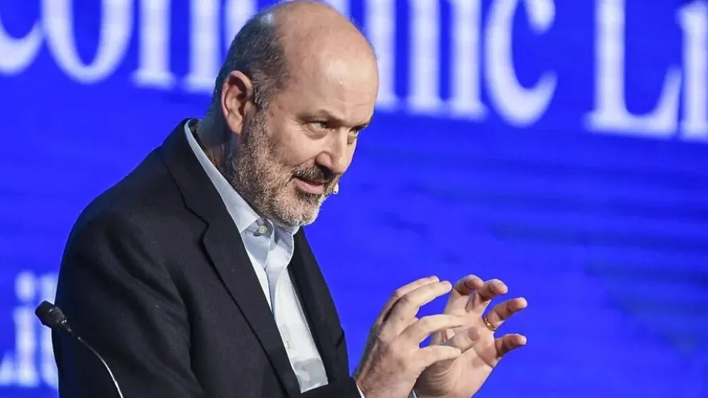 La motosierra no se apaga: el Gobierno prepara una nueva ronda de recortes de personal en los ministerios