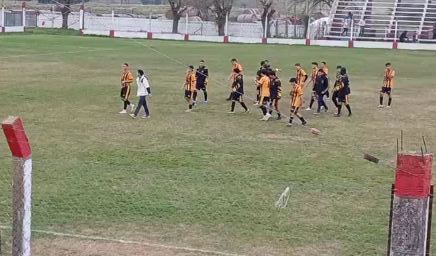Octava fecha: Juventud mantuvo la punta y Urquiza se acercó en la pelea