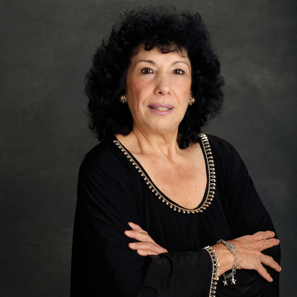 Murió Marita Monteleone, la emblemática voz de los mensajes telefónicos en Argentina y figura de la locución