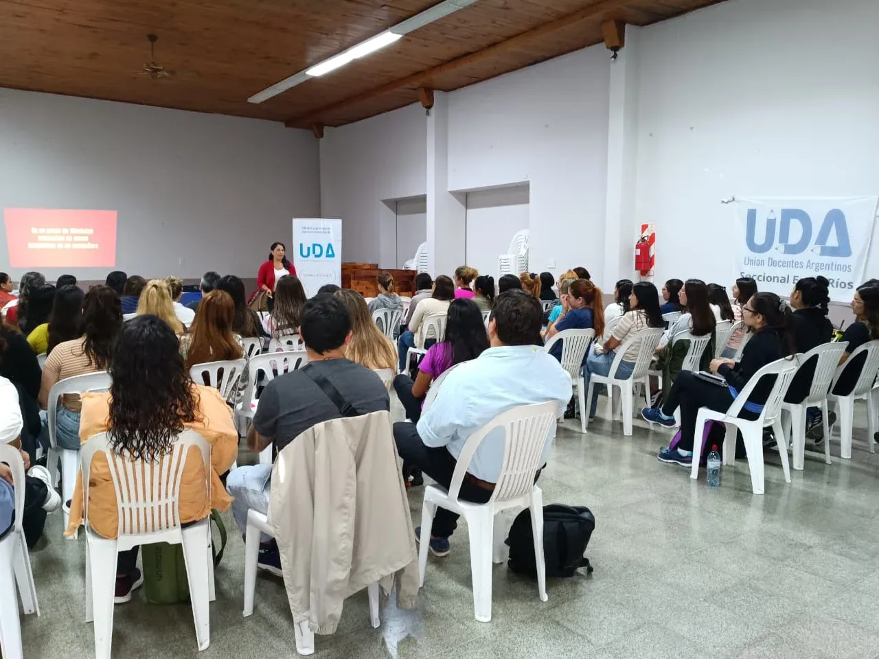 UDA: Unión Docentes Argentinos (reforma de la Caja, paritaria y vacaciones de invierno)